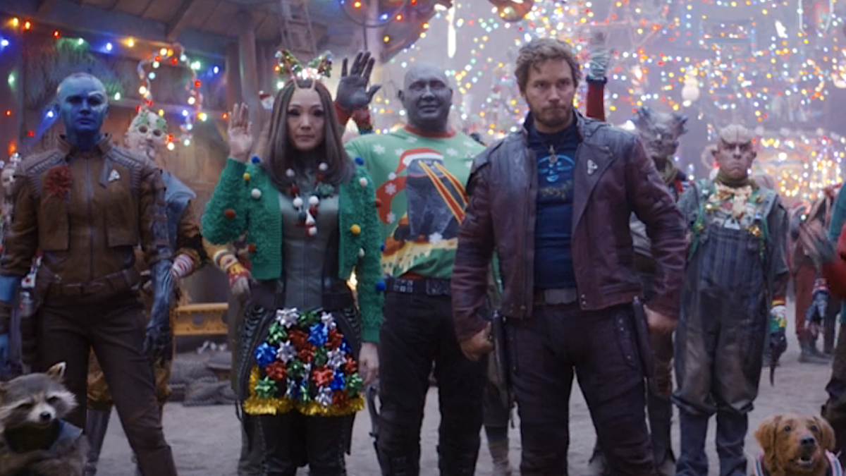 Guardians of the galaxy holiday. КВИЛ Стражи Галактики. Куилл Стражи Галактики. Мантис Стражи Галактики. Стражи Галактики Рождество.