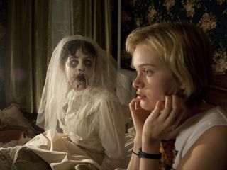 sara paxton in the innkeepers