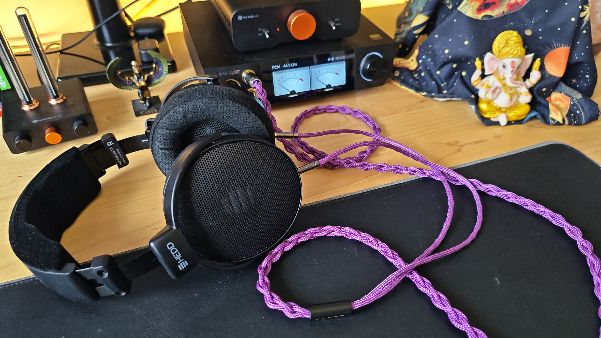 Photos featuring headphone and earphone cables.