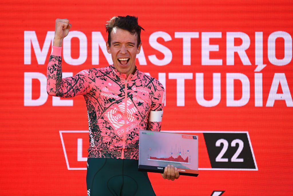 Rigoberto Uran celebrates winning stage 17 of the Vuelta a Espana to Monasterio de Tentudía