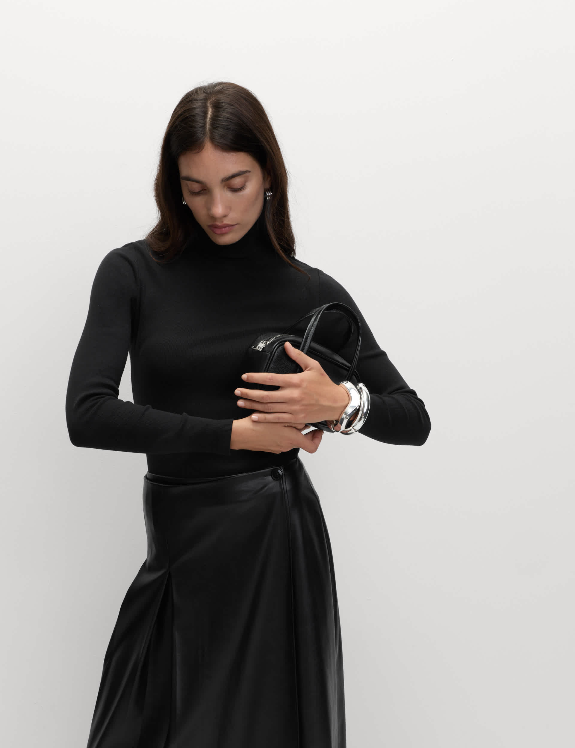 Cotton Rich Ribbed Funnel Neck Top