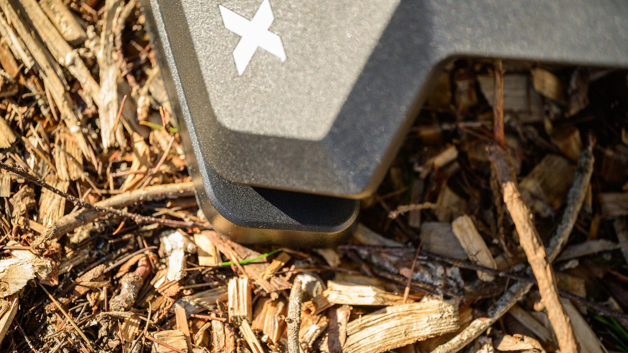 Rear movement of the Neo 3M smart trainer