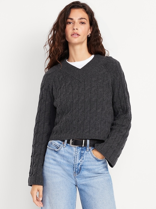 Wool-Blend V-Neck Cable Cropped Sweater