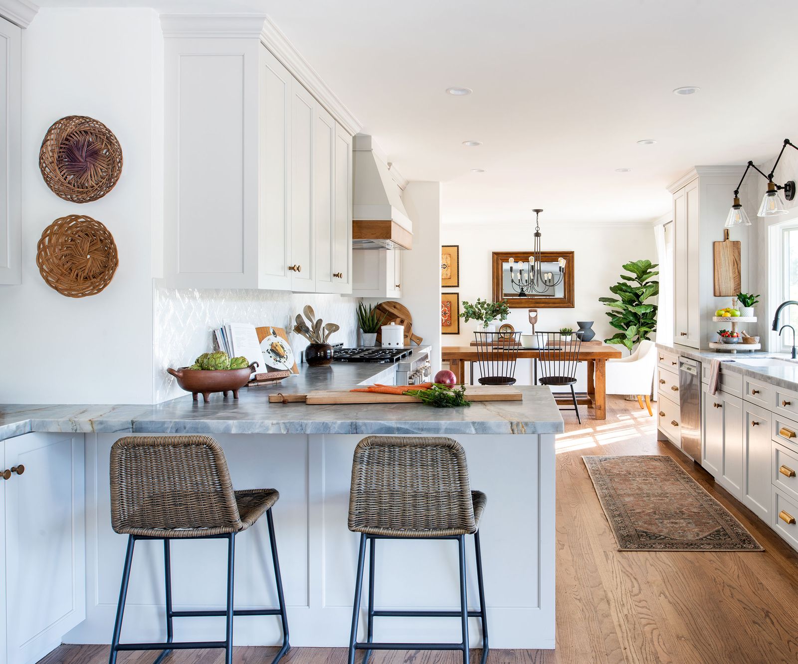 Are kitchen islands going out of style? 5 reasons that prove they are a
