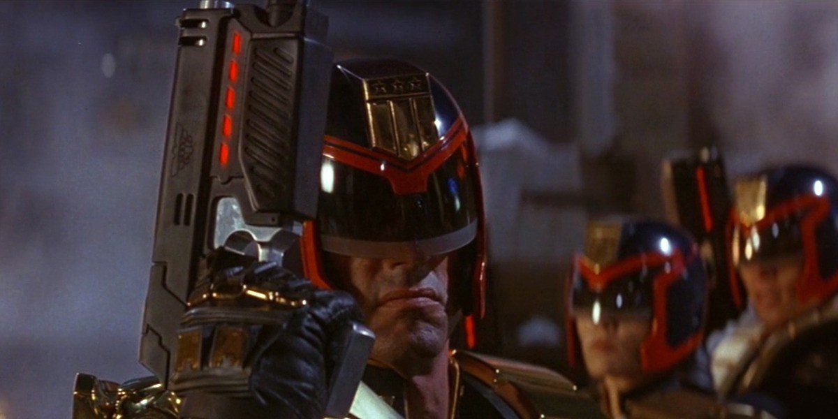 Judge Dredd: 5 Reasons Why I Have A Soft Spot For The Sylvester ...