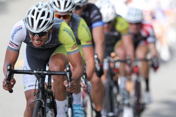 Halfway into the 90 minute criterium and the stem chewing begins in earnest.