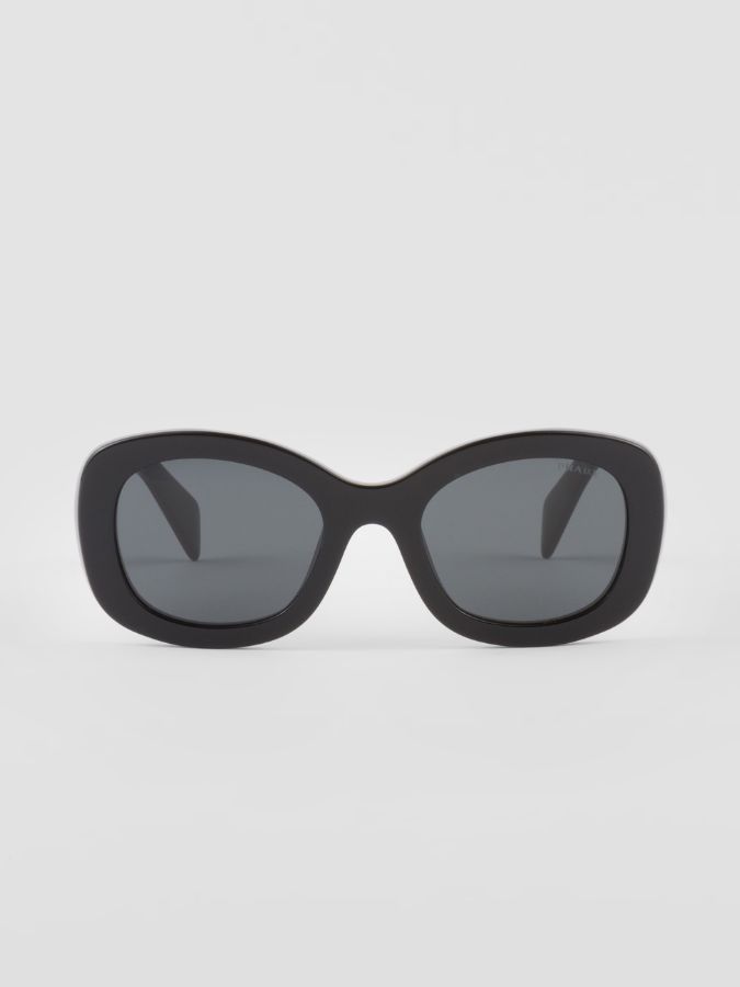 missing-image زي الجينز المضاد للصيحات من إيما واتسون هو 2024 بفضل هذا القرص