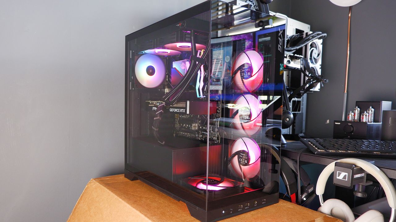 Starforge Systems Navigator Pro gaming PC unboxing and installation.