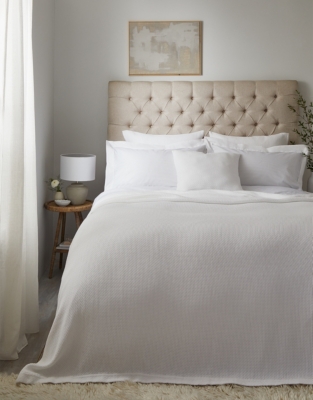 Colville Bedspread | the White Company