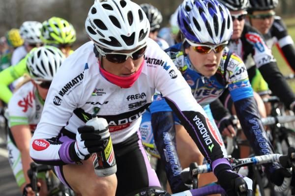 Alessandra D'Ettorre (Diadora-Pasta Zara), 'rugged-up'