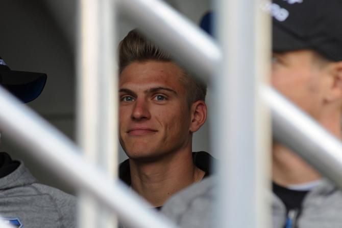 Marcel Kittel (Giant-Shimano) waiting to be called onto the podium
