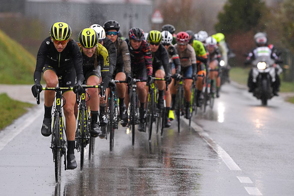 Lucy Kennedy leads the Mitchelton-Scott effort at Strade Bianche