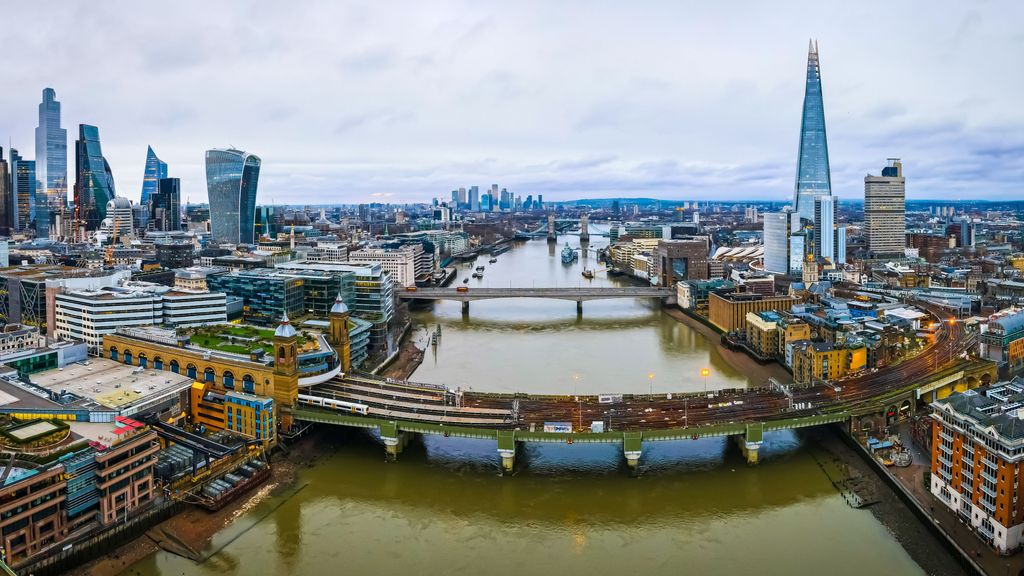 Microsoft Amazon And Meta Among Those Ditching Office Space In London 