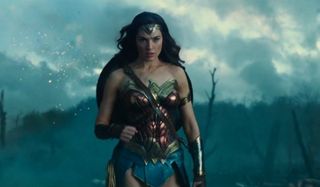 Wonder Woman Gal Gadot No man's land scene