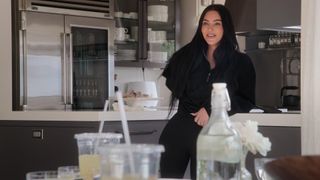 The Kardashians -- “Never Go Against the Family" - Episode 108 -- Khloé coaches Kris through her MasterClass taping while Kim finally opens up about her love life. Kourtney Pooshes her business to the next level with a Goop collab. Kim, shown