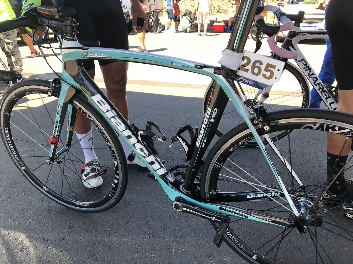 The Berria BR features direct mount TRP brakes