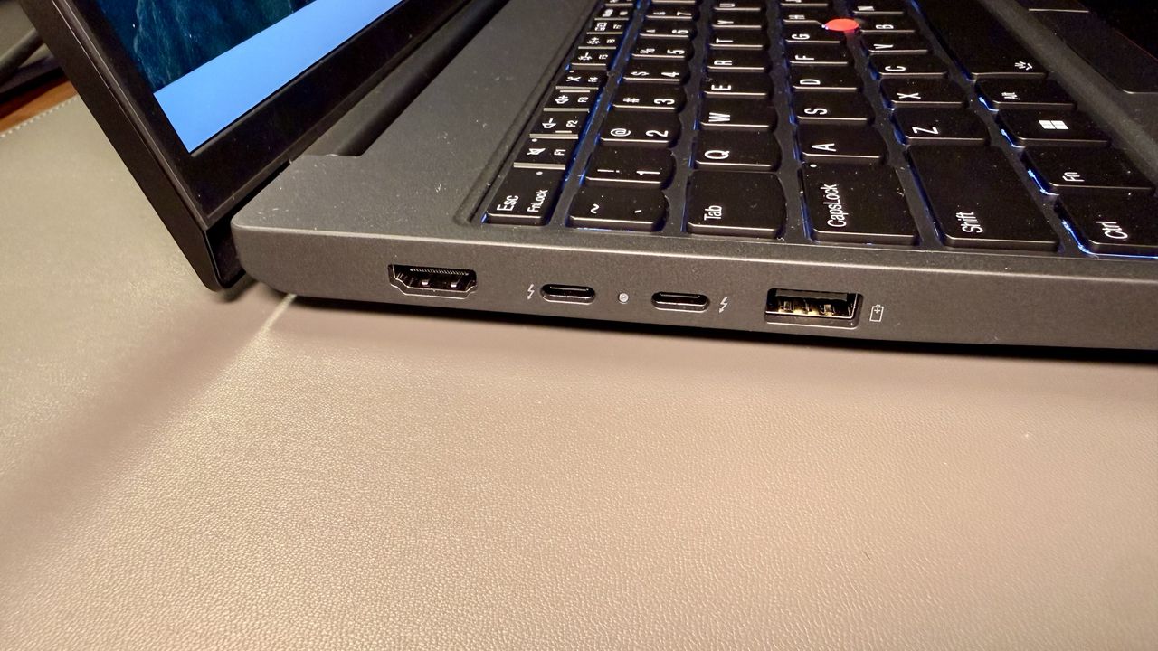 Lenovo ThinkPad P16v Gen 3