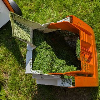 Stihl RMA 239 Cordless Lawn Mower full clippings box