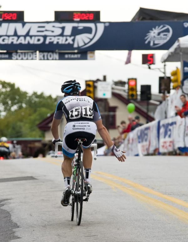 With his breakaway soon to be over, Francois Parisien (Spider Tech) encourages the crowd to get involved."