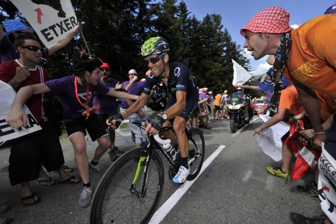Alejandro Valverde (Movistar) gets some encouragement