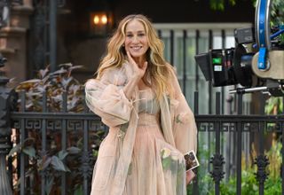 Sarah Jessica Parker is seen on the set of "And Just Like That..." Season 3, the follow up series to "Sex and the City" in Gramercy Park on May 21, 2024 in New York City.