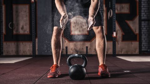 How to do a kettlebell swing — muscles worked, benefits, and variations ...