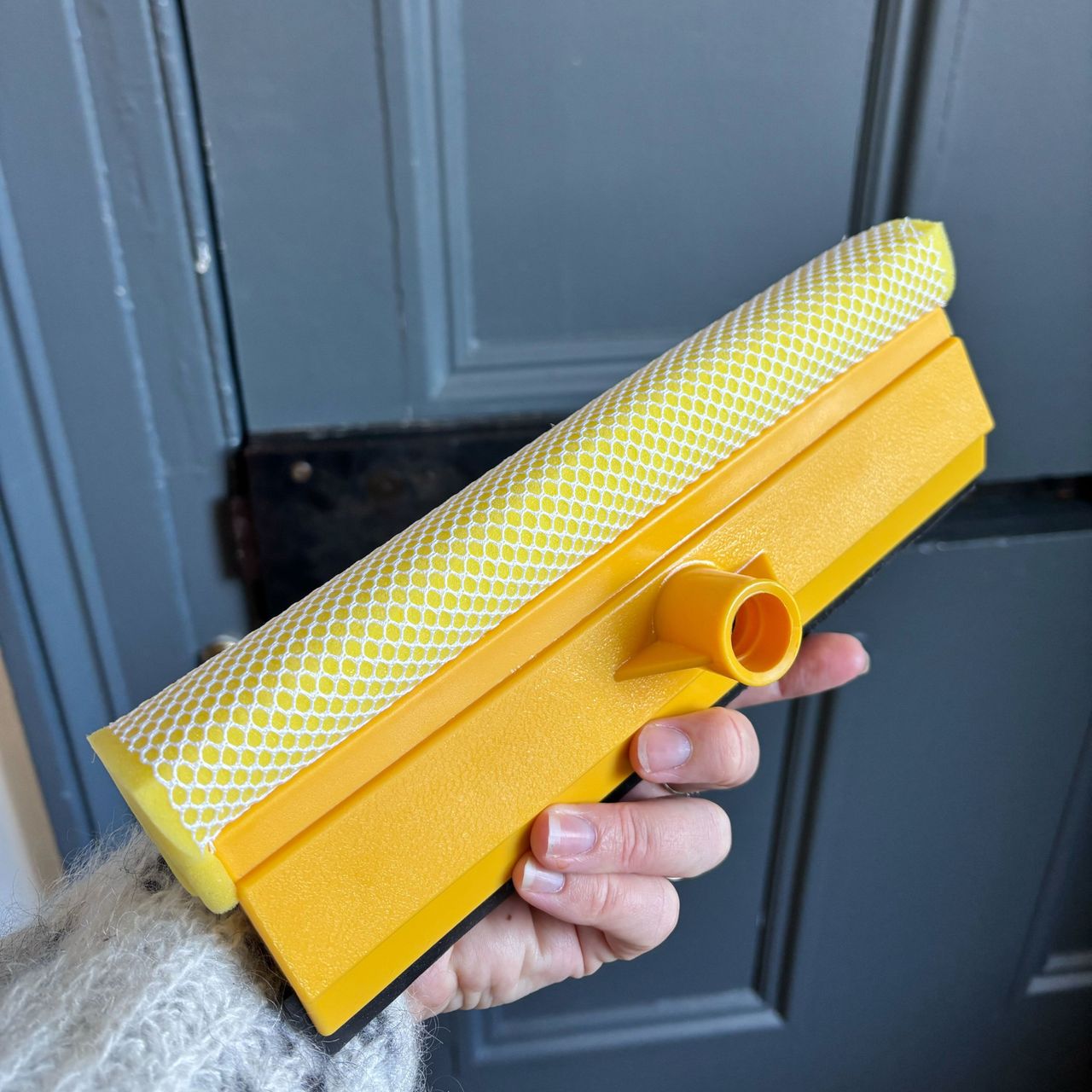 easy clean telescopic brush hose squeegee