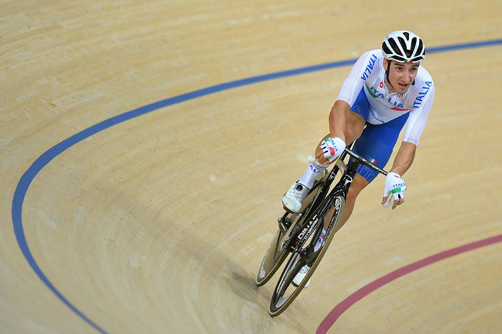 Elia Viviani (Italy) in the points race
