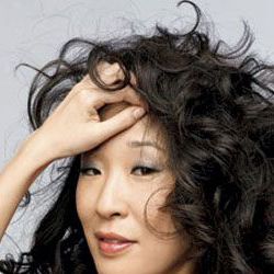 Sandra Oh Talks About Life, Family, and Grey's Anatomy
