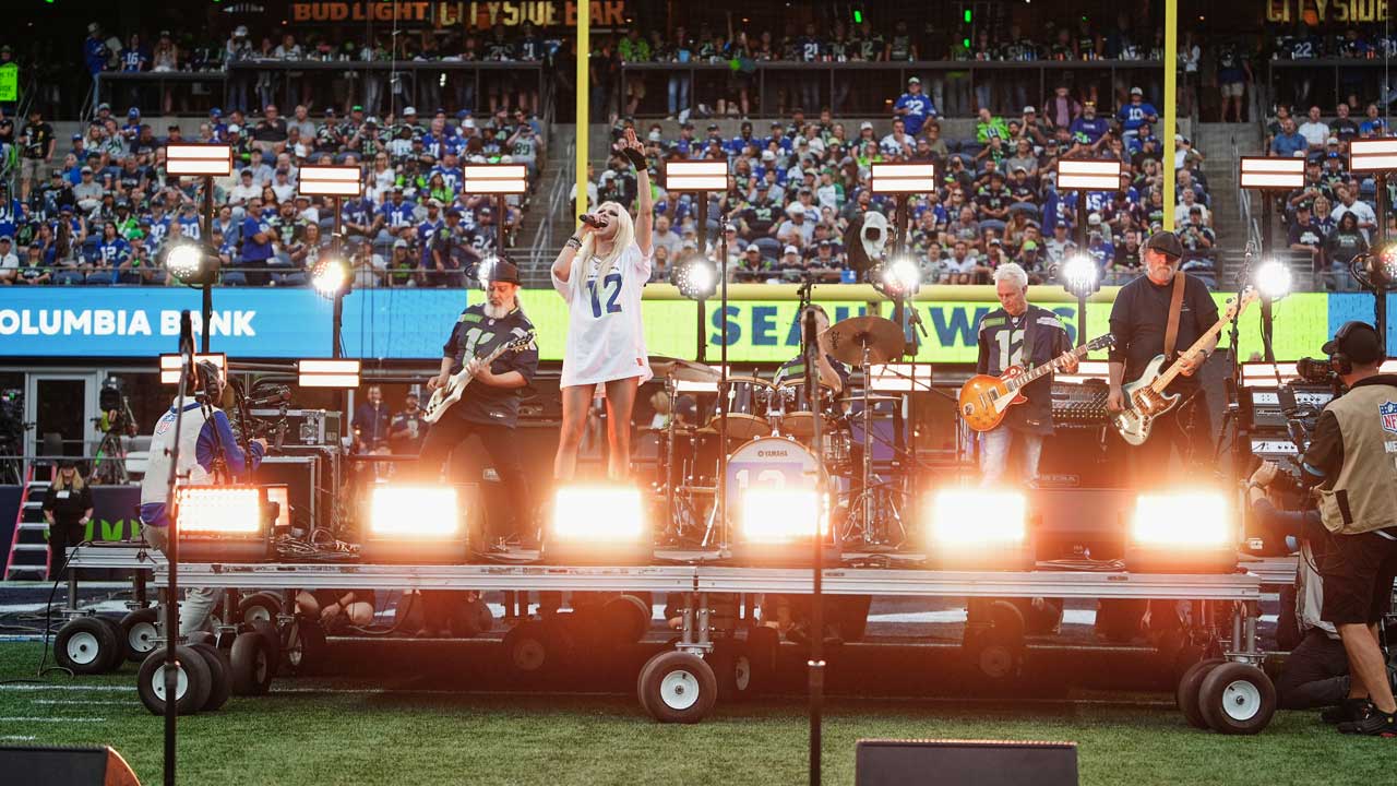 Soundgarden onstage at Lumen Field 
