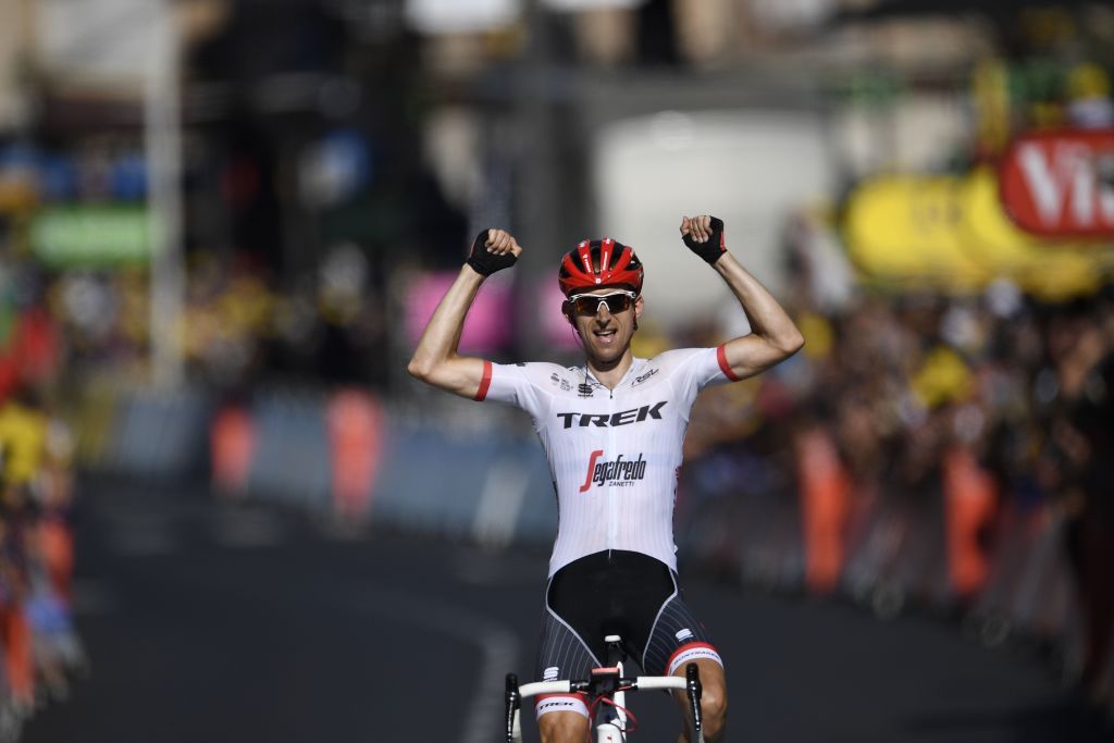 Bauke Mollema celebrates victory on the 15th stage of the Tour de France.