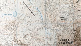 Contour lines on a map of An Teallach