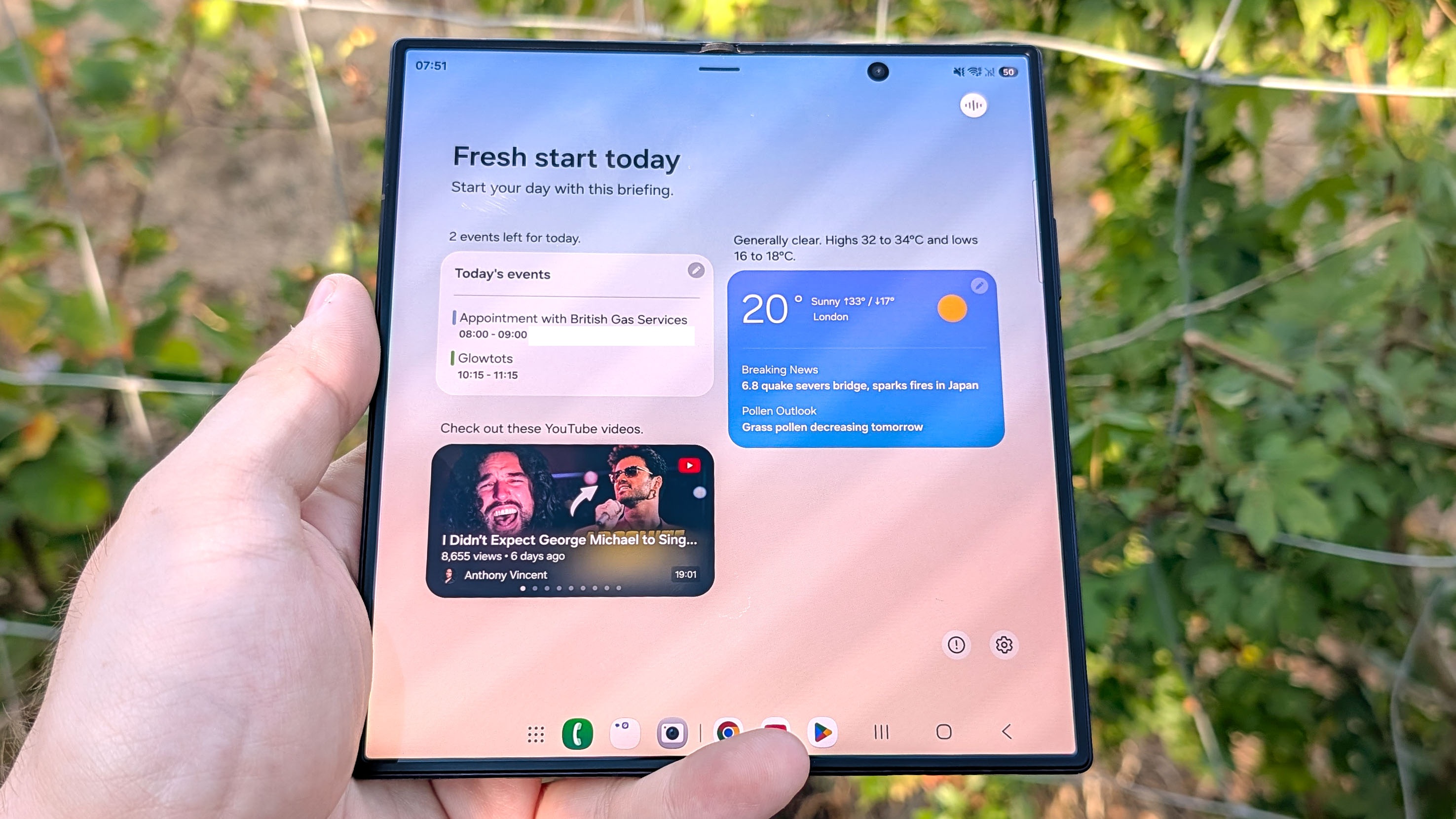 samsung galaxy z fold 8 ultra review now nudge screen