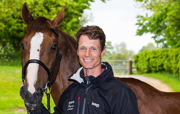 Chilli Morning conformation and William Fox Pitt Portraits portrait