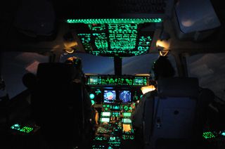 Cockpit of C-17 Globemaster III