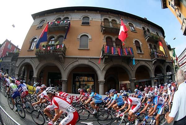 The peloton in the center of Mendrisio, Switzerland.