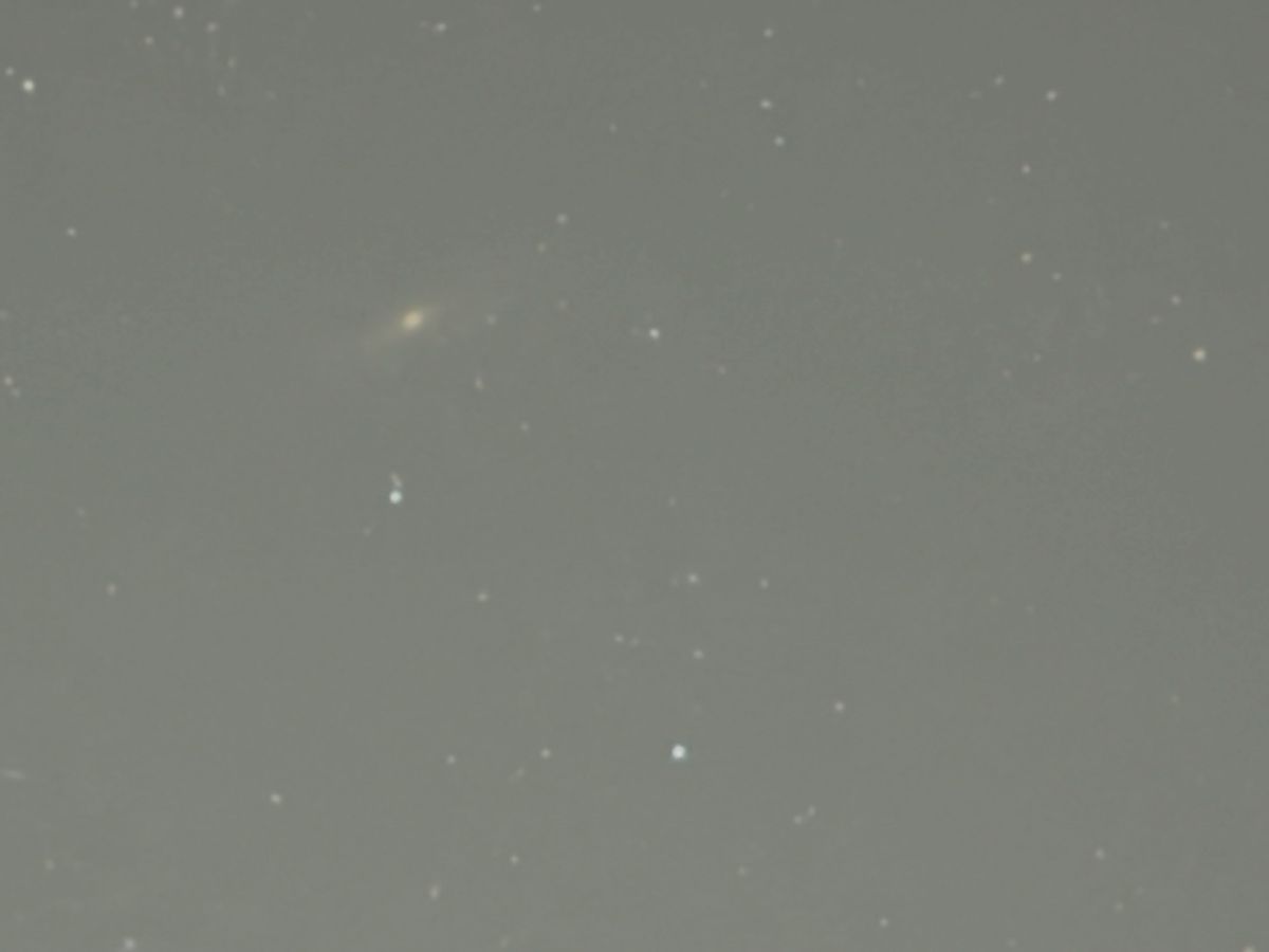 Apple iPhone 17 Pro astrophotography Andromeda Galaxy.
