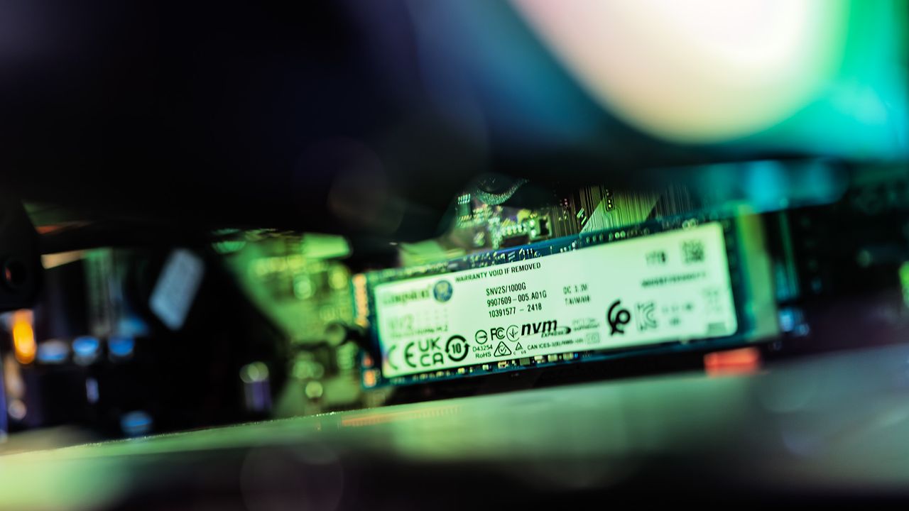 ABS Cyclone Ruby gaming PC