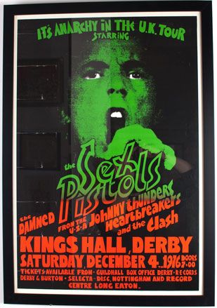 A very powerful poster in horror movie colours for a canceled show from the important Anarchy In The U.K. tour, 1976.