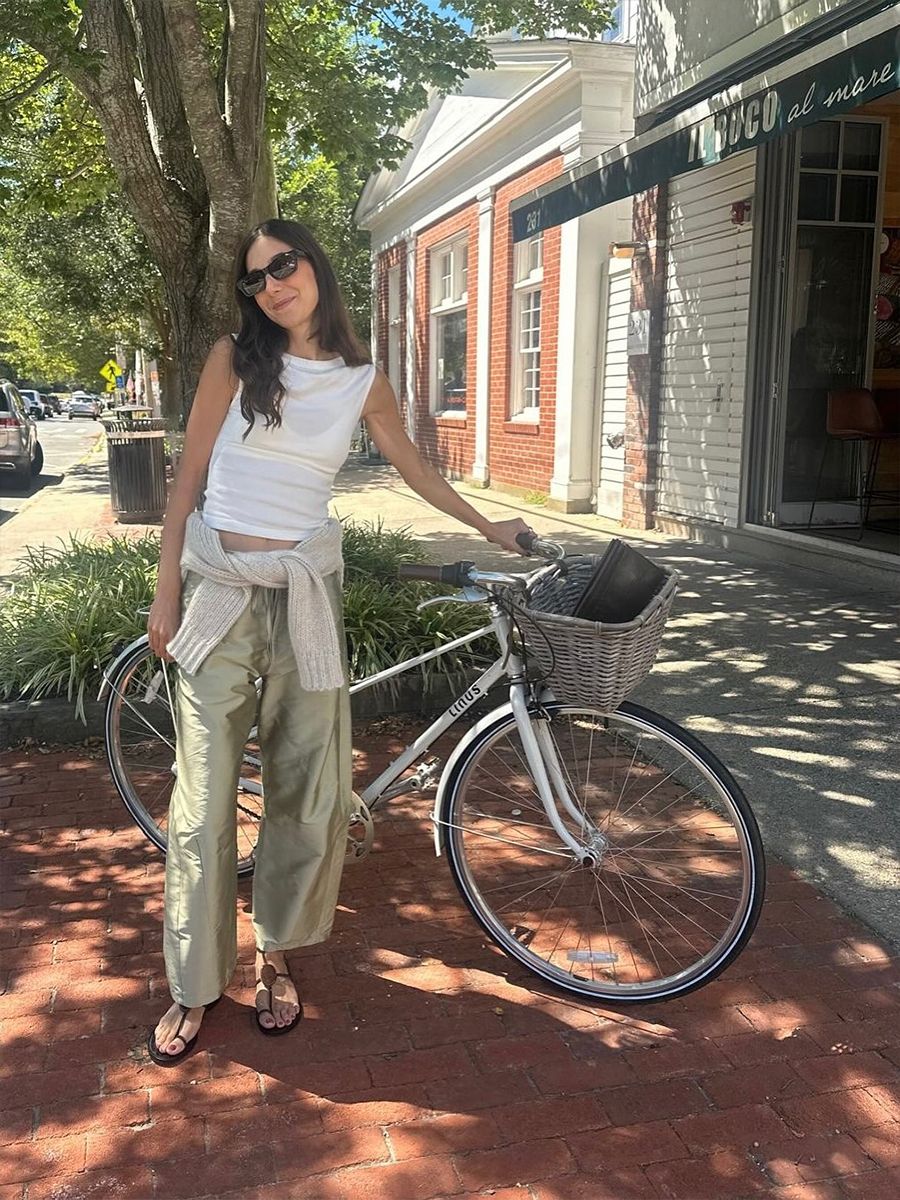 melanie masarin ghia style outfits wearing green chan luu pants