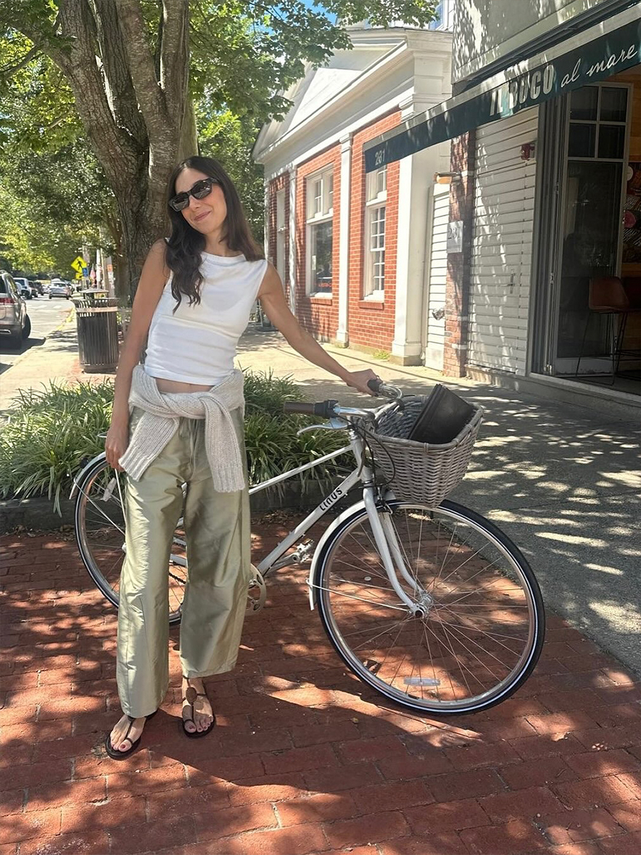 melanie masarin ghia style outfits wearing green chan luu pants