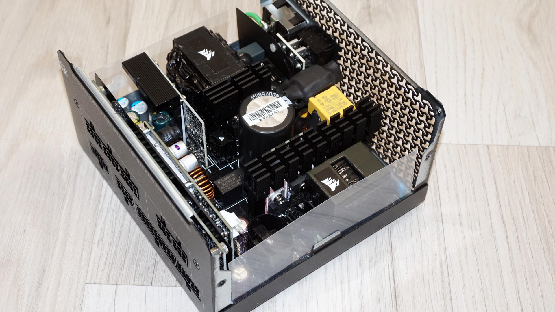Corsair RM1000e 2026 (ThermalProtect)