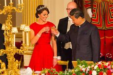 Xi Jingping shares a toast with Kate Middleton, the Duchess of Cambridge