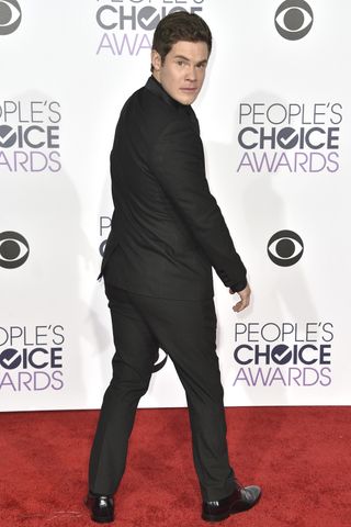Adam DeVine At The People's Choice Awards 2016