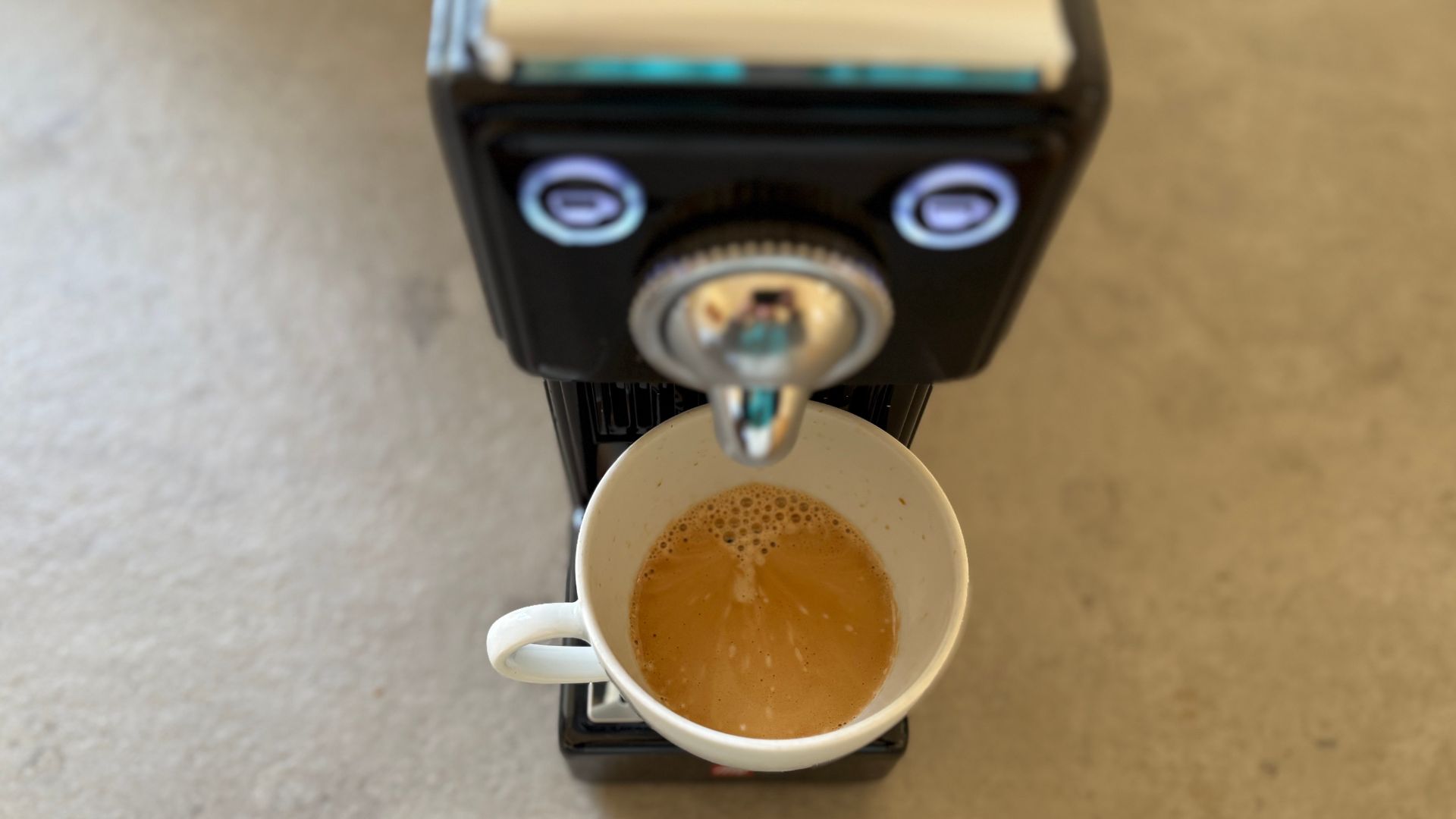 lungo made in the illy X3 coffee machine