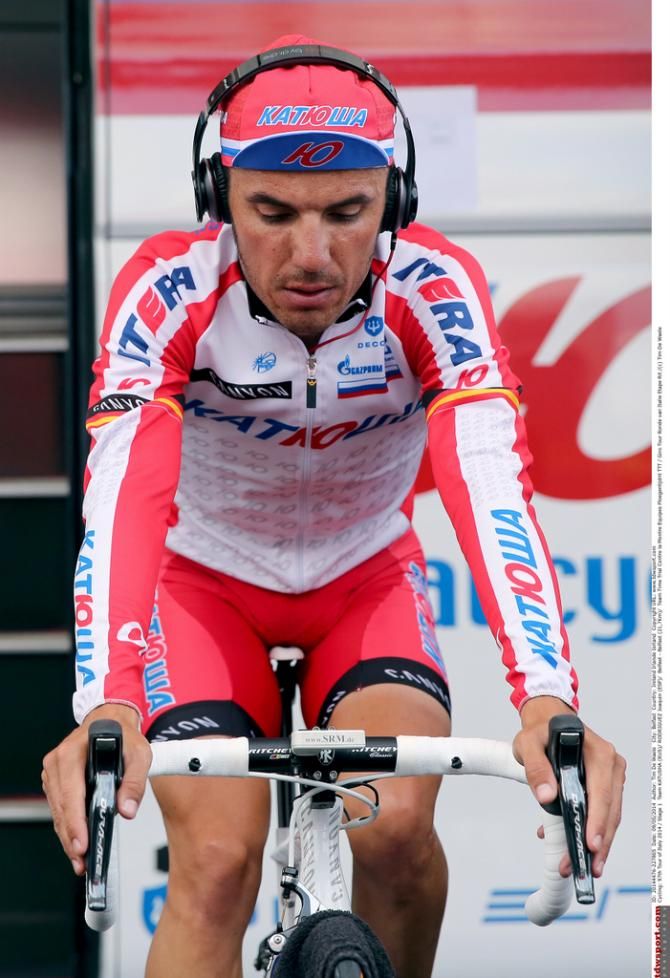 Joaquim Rodr&iacute;guez warming up