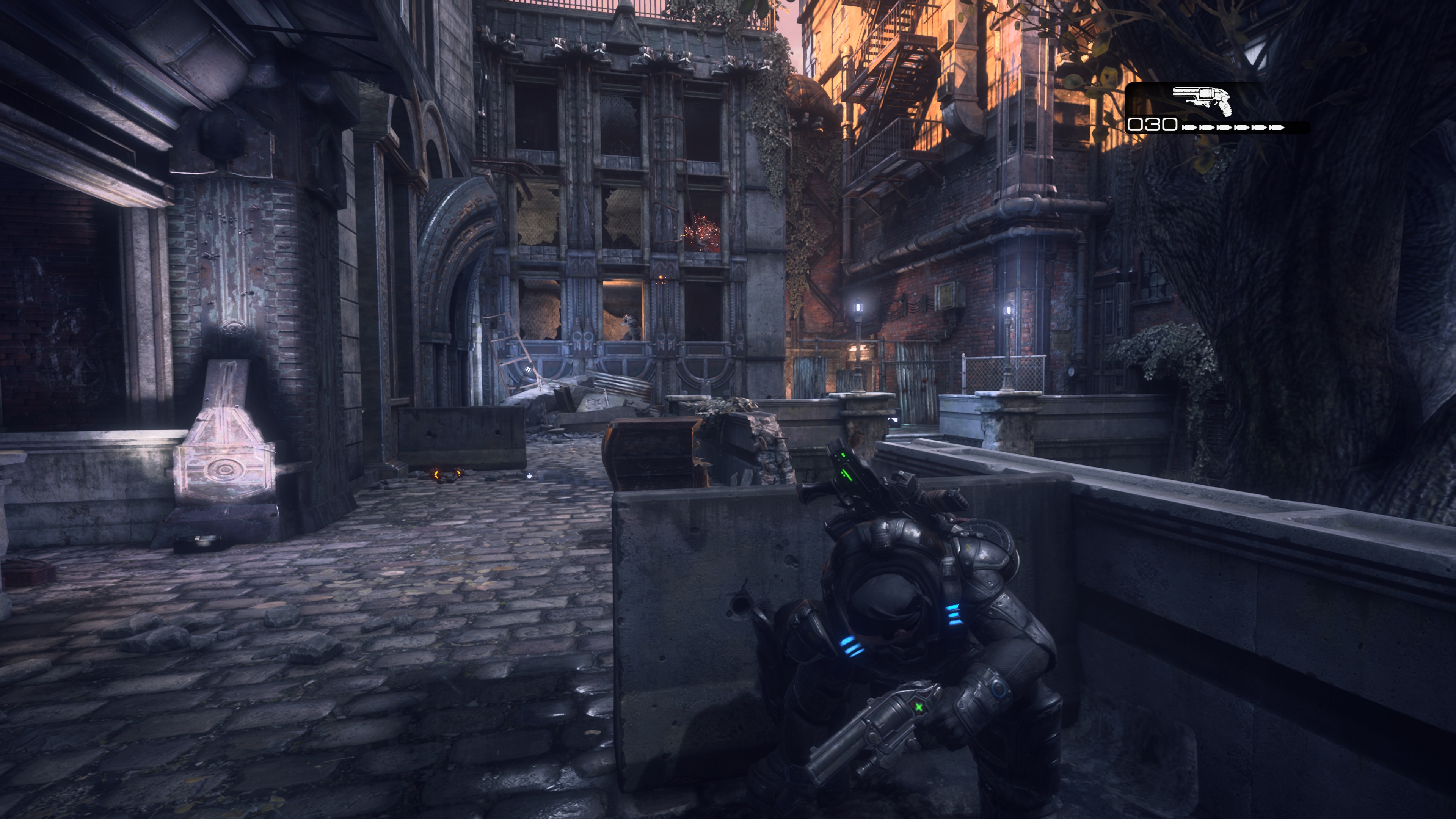 Marcus taking cover in Gears of War: Reloaded