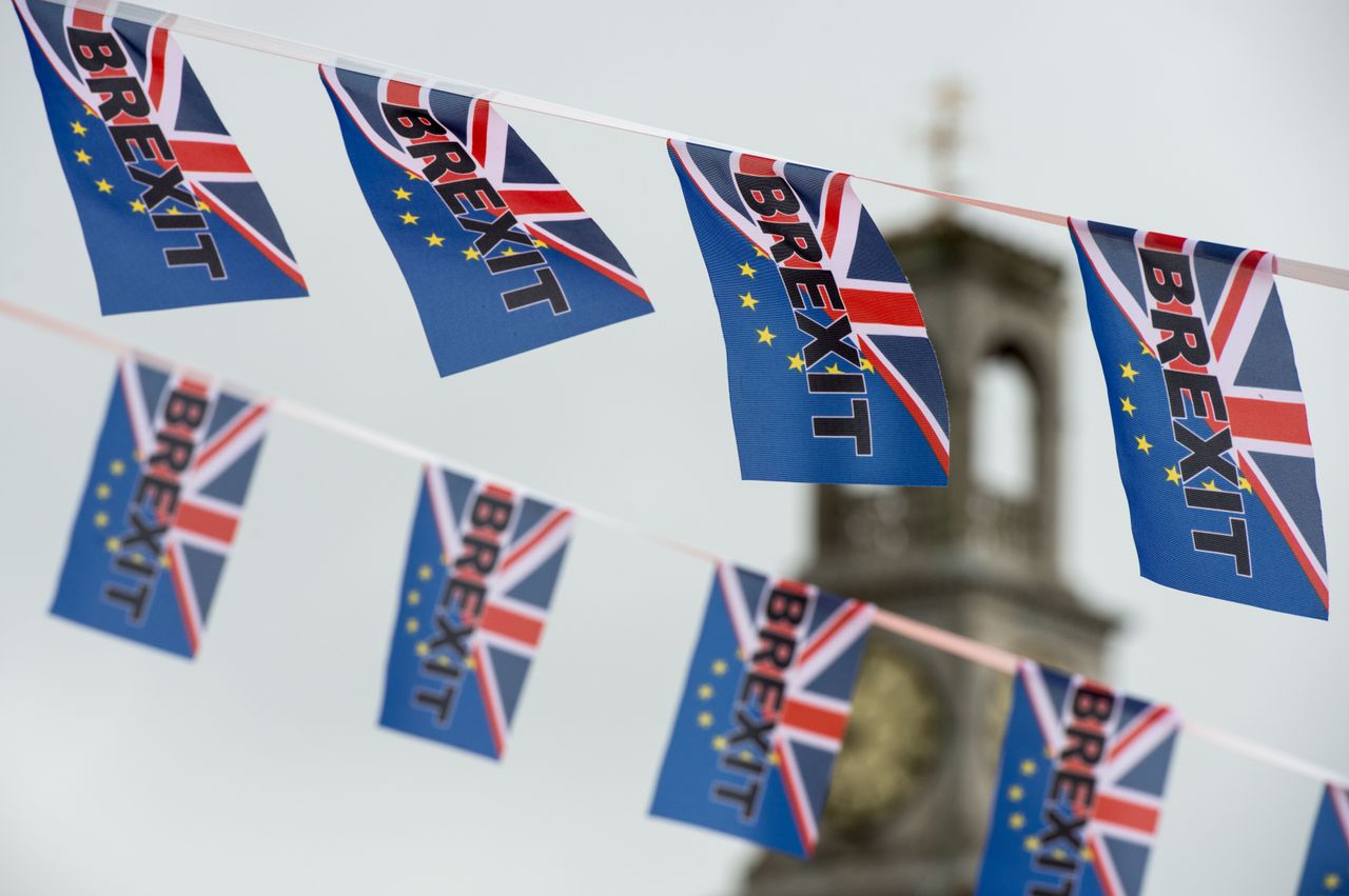 Pro-Brexit flags fly