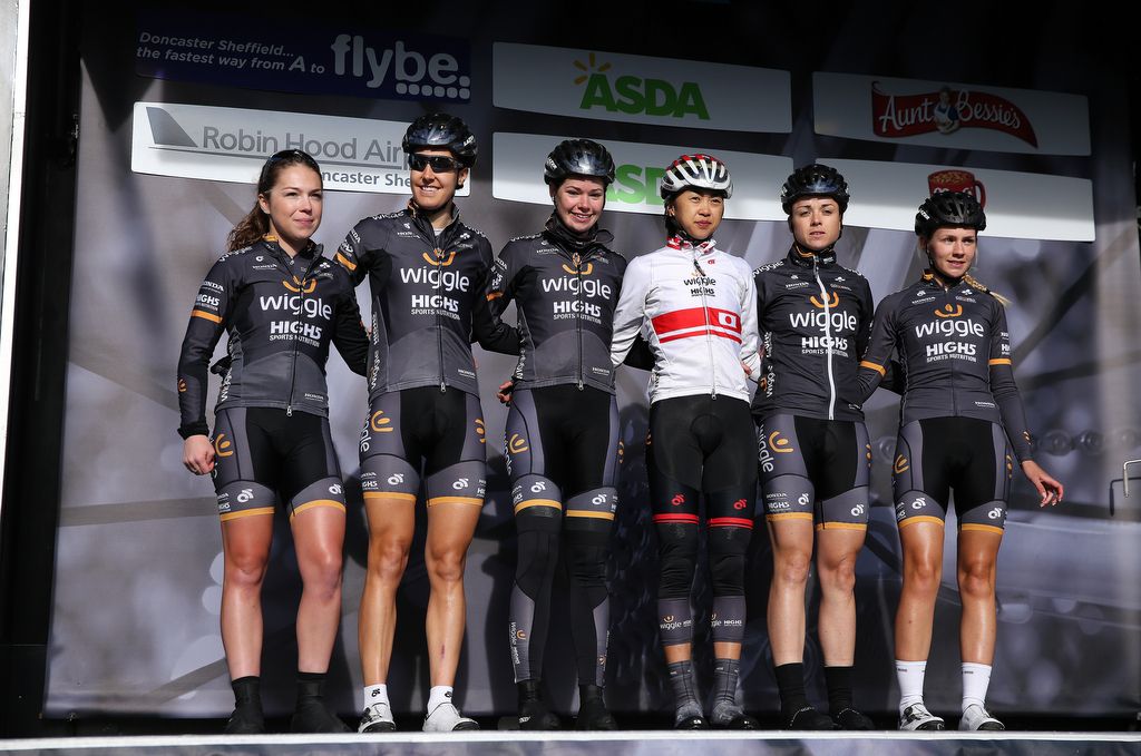 The Wiggle-High5 team is presented to the crowd in Oatley