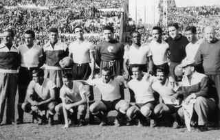 Matias Gonzalez, fourth from the right in the back row, lines up with his Uruguay team-mates circa 1950.